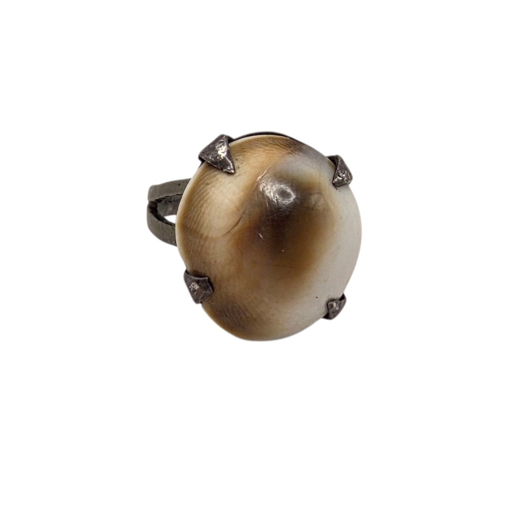 Vintage / Antique Operculum Shell Ring Size 5 - Picture 2 of 5